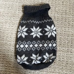 H&M gray Dog sweater